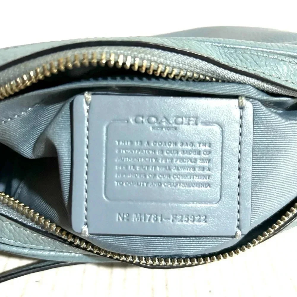 Coach blue leather crossbody handbag - Picture 4 of 12